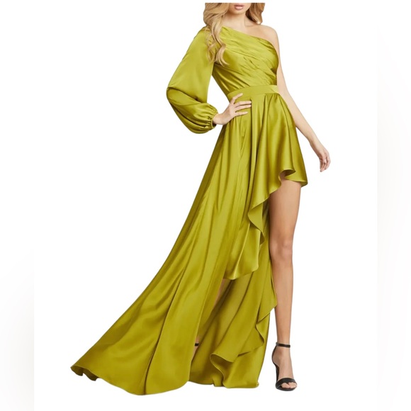 Mac Duggal Dresses & Skirts - Mac Duggal One Shoulder Long Sleeve Satin High-low Flowy Chartreuse Gown size 2.